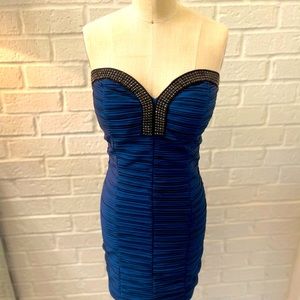 Strapless cocktail dress - bust flattering! Runs smaller